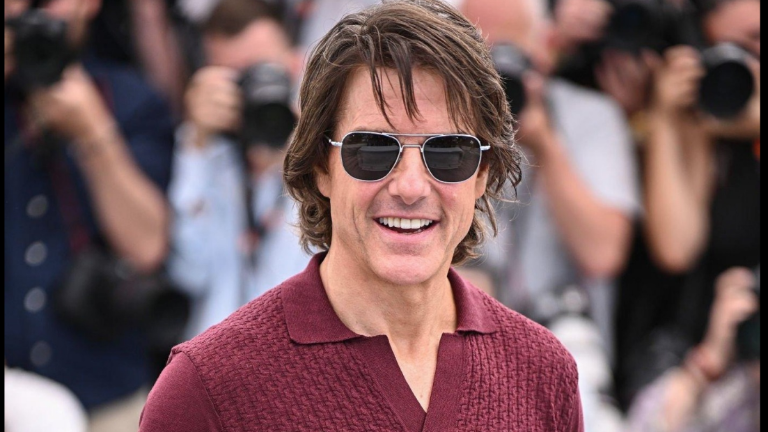 Tom Cruise llega a Cannes para presentar la última entrega de Misión Imposible.