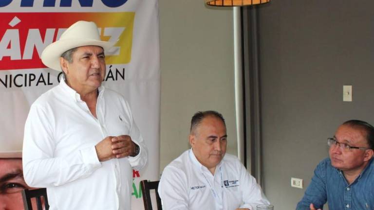Faustino Hernández Álvarez se reúne con el Comité de Ciudadanos 2021.