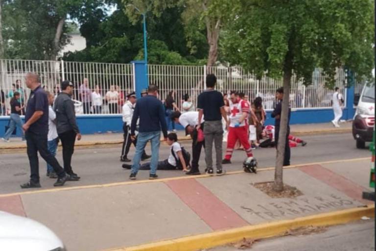 Tres estudiantes de la UAS lesionados en accidente vial en Ciudad Universitaria, Culiacán