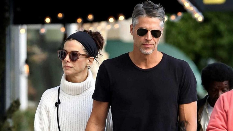 Sandra Bullock y su novio Bryan Randall.