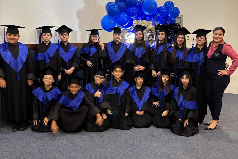 ¡Felicidades graduados!, despide Cadi Las Américas una generación más