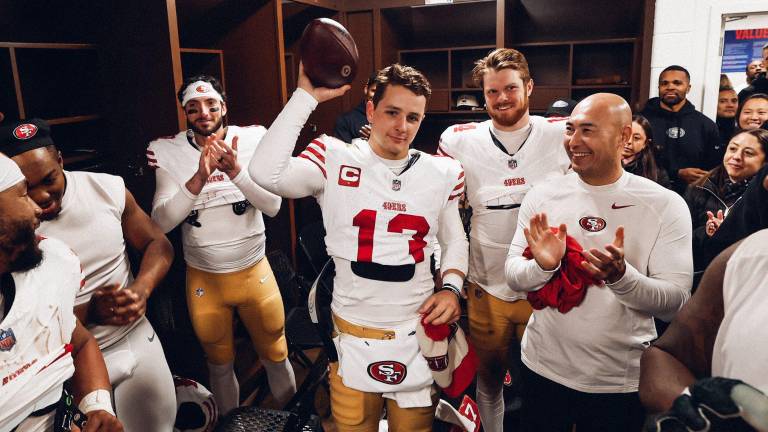 Brock Purdy fue reconocido como el MVP del encuentro una vez que los 49ers celebró el triunfo en su vestuario.