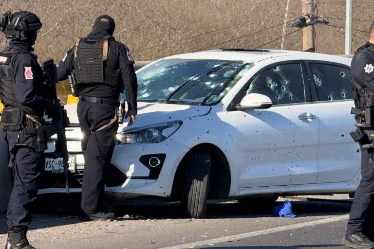 Atacan a balazos al ‘Comandante Jaguar’ y lo intentan privar de libertad en La Costerita, en Culiacán