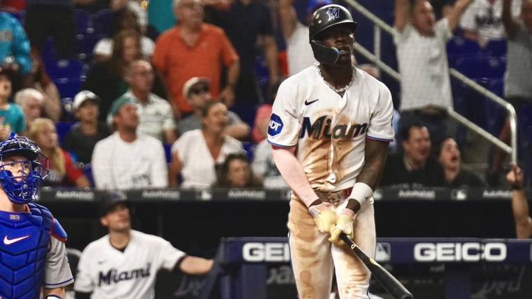 Bryan de la Cruz sonó cuadrangular para los Marlins.