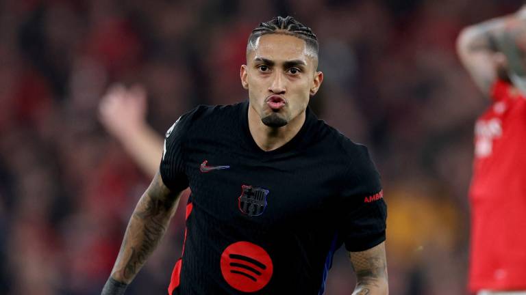 Raphinha anota el gol del triunfo del Barcelona.