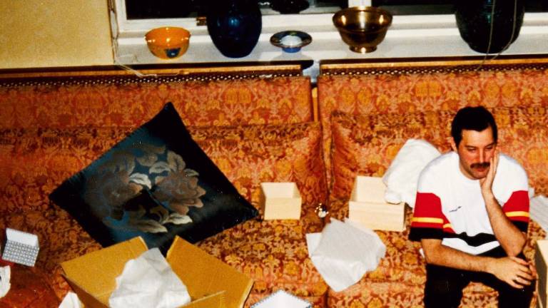 Sotheby’s de Londres saca a la venta artículos personales que permanecían en la mansión en la que el cantante de Queen vivió.