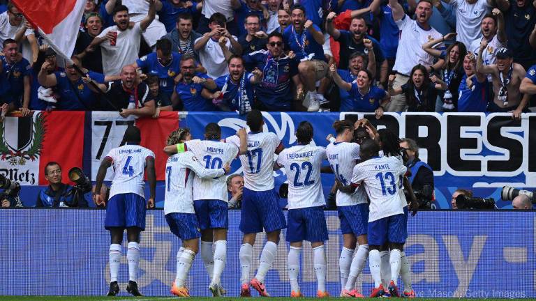 Francia quedó a deber, pero logró meterse a la siguiente ronda de la Eurocopa.