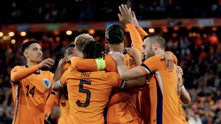 Países Bajos se impone a Islandia en el cierre de su preparación rumbo a la Eurocopa 2024.
