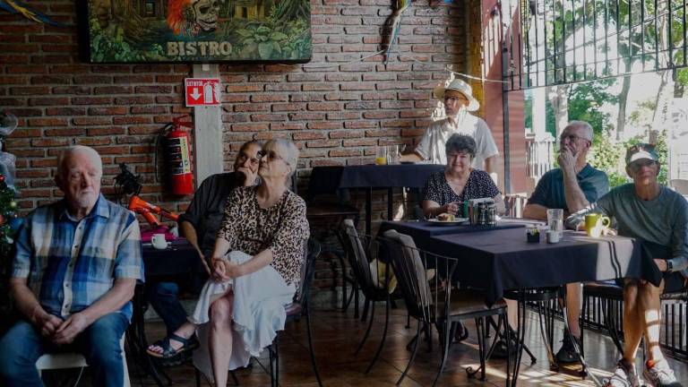 Al encuentro acudieron residentes internacionales.