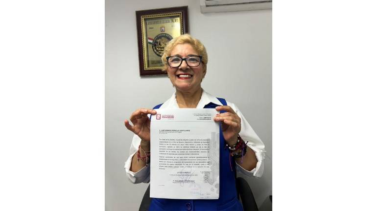 La regidora por el PAN Guillermina López Escobar presenta iniciativa al Gobierno de Culiacán para alumbrar colonias con más incidencia delictiva.