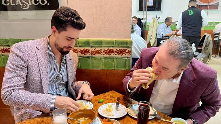 Después de que el PRI anunciara su expulsión, Quirino Ordaz Coppel posteaba en redes una foto sobre el “Día del Taco”.