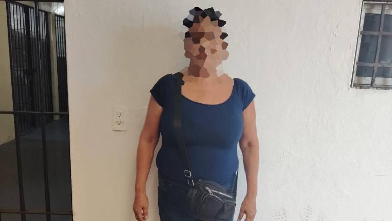 En Mazatlán fue detenido una mujer que al parecer estaría relacionada con el robo a adultos mayores de Escuinapa.