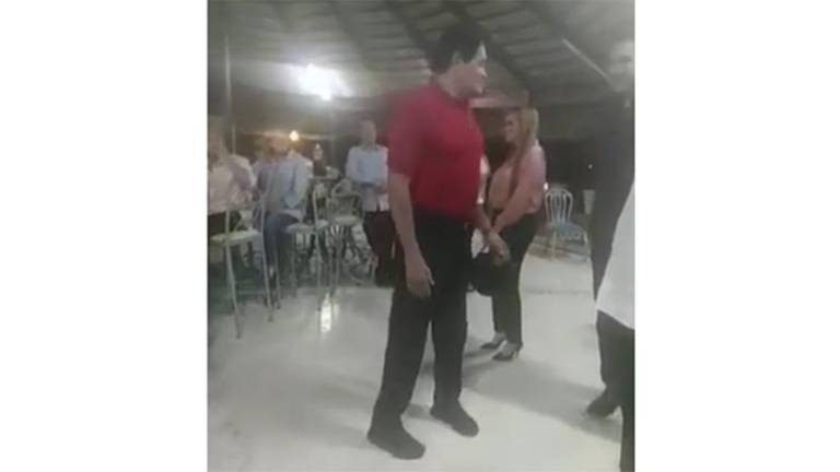 Malova reaparece en un evento religioso para presentar a quienes serían los nuevos dirigentes del PRI en Sinaloa.