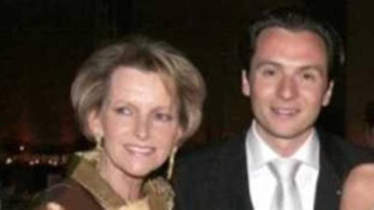 Emilio Lozoya, ex director de Pemex, acompañado de su mamá, Gilda Margarita Austin y Solís.