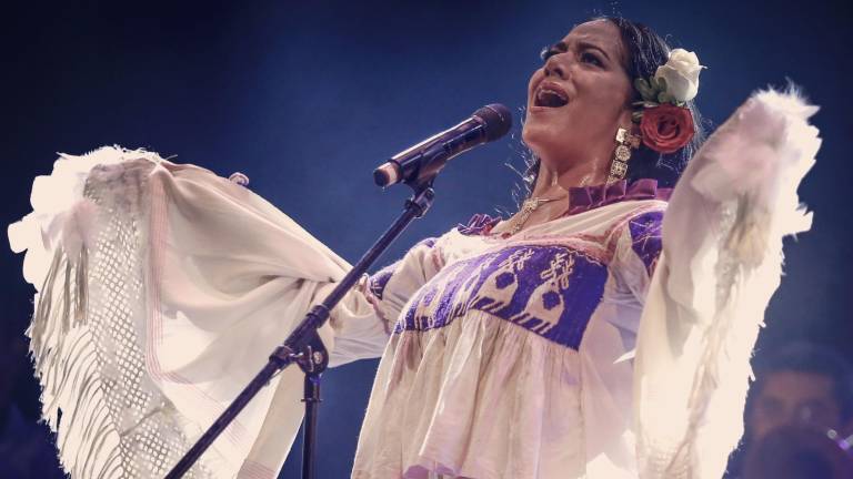 Lila Downs desea que a través de sus letras, el mundo conozca la diversidad de México.