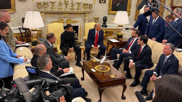 Encuentro del Presidente Donald Trump con Volodímir Zelenski y líderes de Europa .