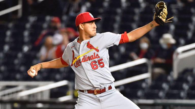 Giovanny Gallegos sigue intratable como relevista cerrador de los Cardenales de San Luis.