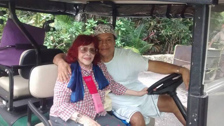 Dora María Pérez Vidal fue muy amiga de Juan Gabriel.
