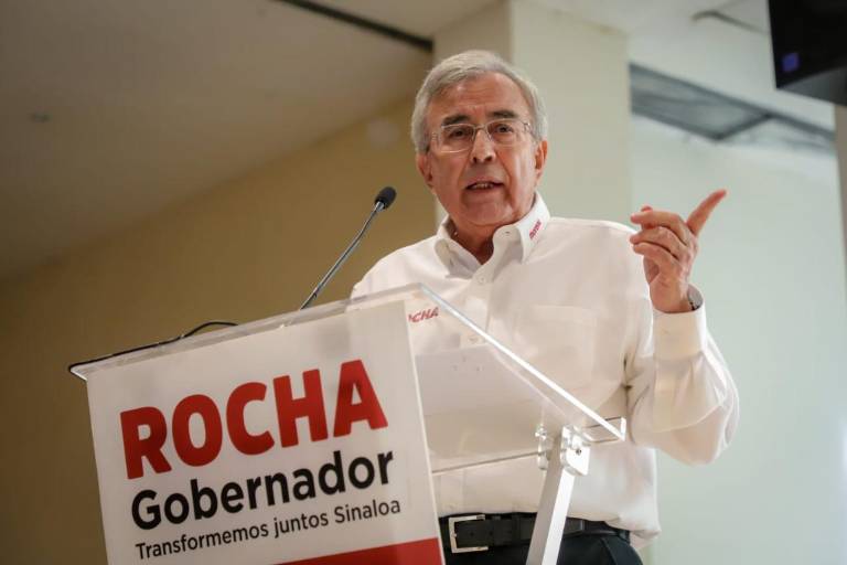 Rocha Moya se compromete a atender el sector educativo
