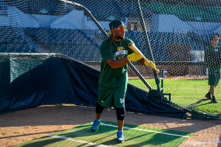 El bate de Wladimir Balentien ya suena en Los Mochis