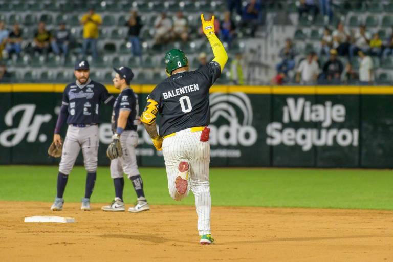Se le aparece ‘El Coco’ Balentien a Sultanes en Los Mochis