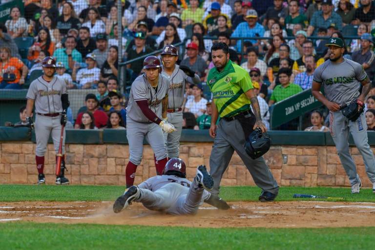 Tomateros de Culiacán cobra revancha en Los Mochis en el Cuadrangular del Bienestar
