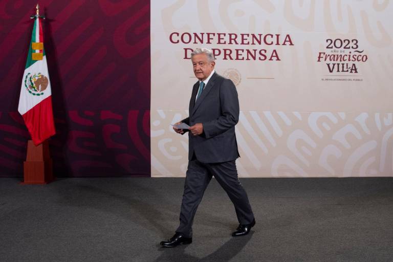 AMLO culpa a ‘agencias internacionales’ de hackeo a Sedena