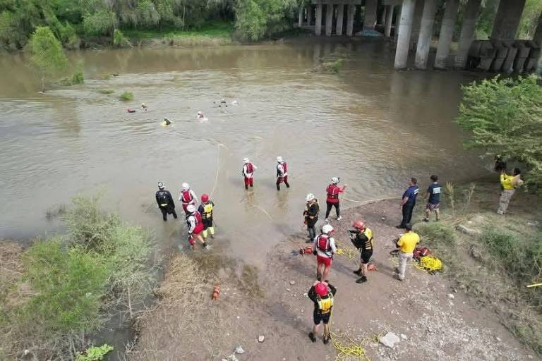 Fortalecen destreza para rescate en inundaciones y aguas rápidas, en Mazatlán