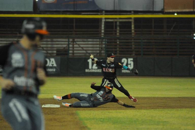 Mayos se quedó con el primer duelo ante Naranjeros