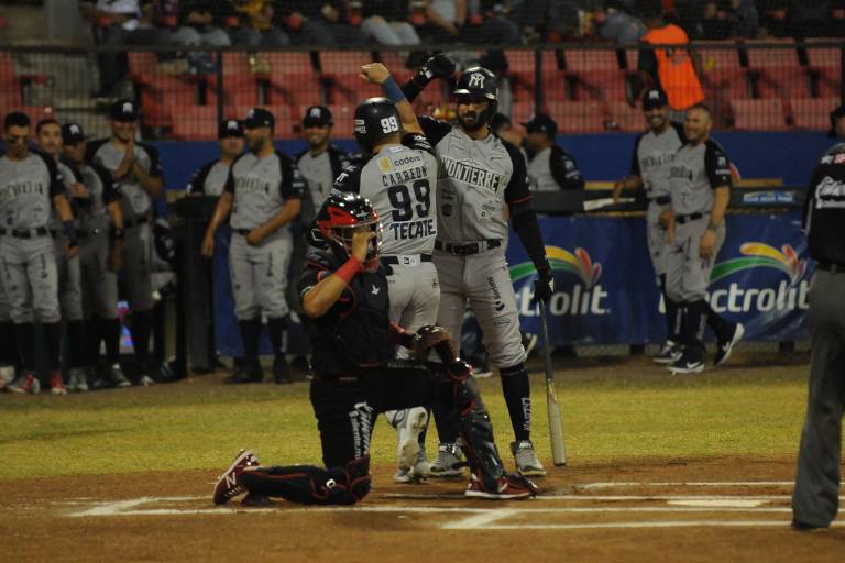 Sultanes de Monterrey doblega a Mayos enNavojoa