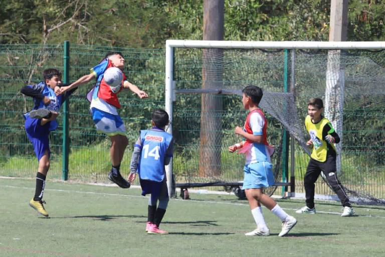 Lerdo de Tejada debuta con triunfo en Futbolito Bimbo