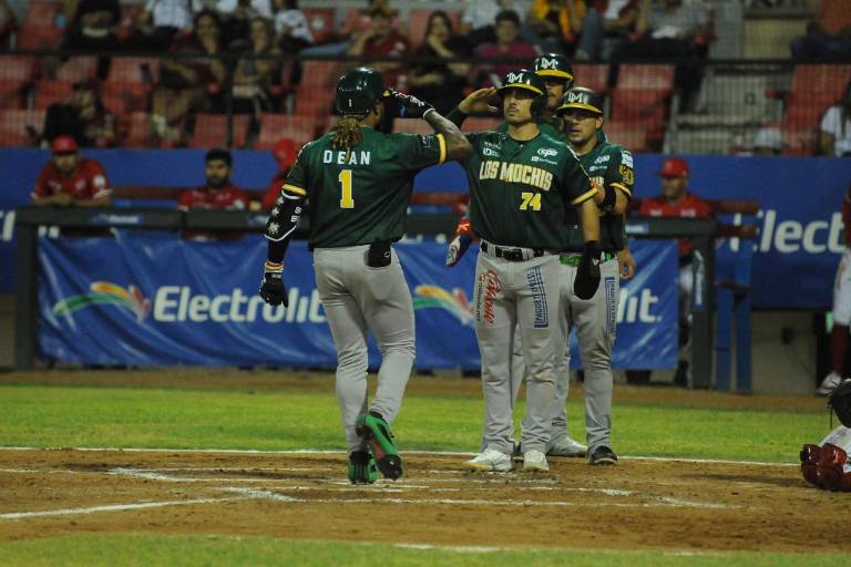 Dean comanda ataque de Cañeros en Navojoa