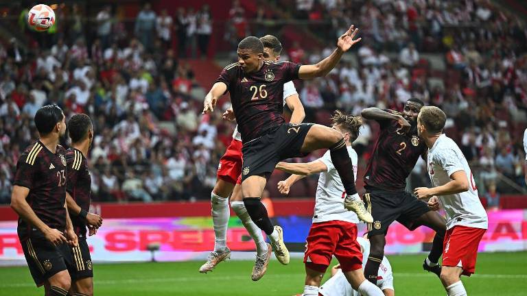 Alemania pierde por 1-0 ante Polonia.