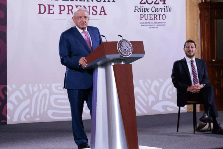 AMLO pide a SCJN no frenar discusión; ‘Imposible echar para atrás reforma judicial’: Sheinbaum