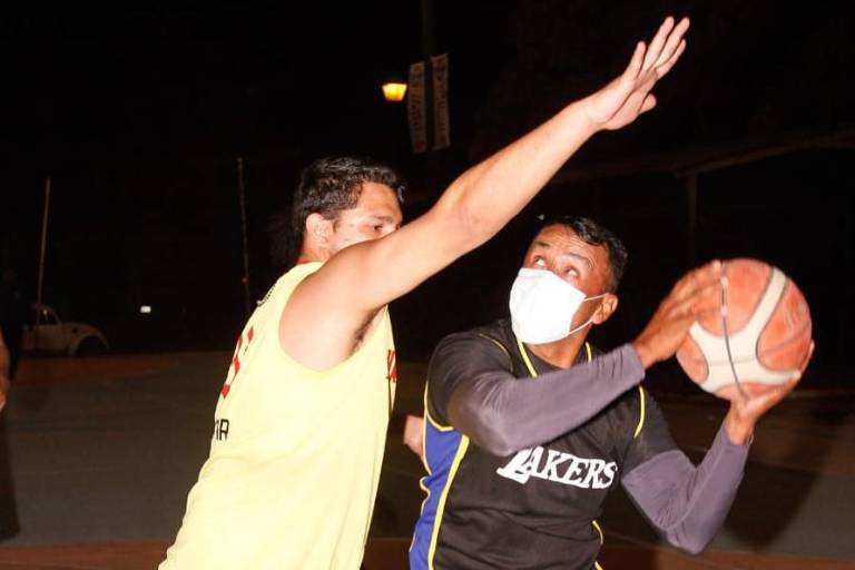 Halcones retoma el vuelo en la Liga Burócrata