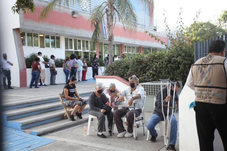 Contagios de Covid están en el punto más alto en Sinaloa: Salud estatal