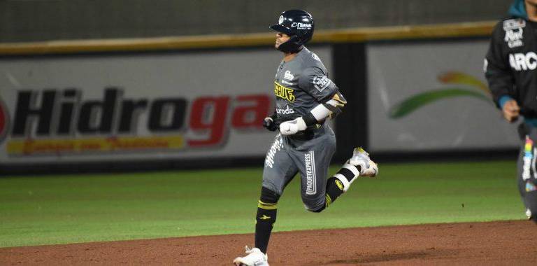 Algodoneros saca el segundo de la serie.
