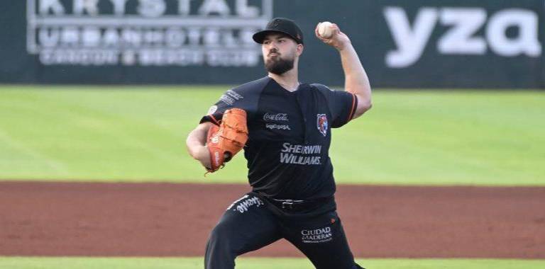 Sería la primera experiencia de Julio Robaina en la LMP.