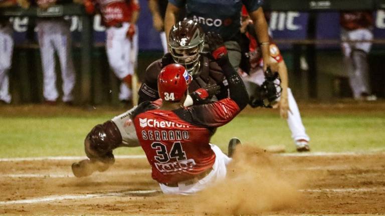 Mayos logra arrebatar el tercero de la serie ante Tomateros.