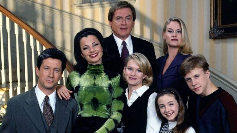 La serie de televisión estará disponible a partir de abril.