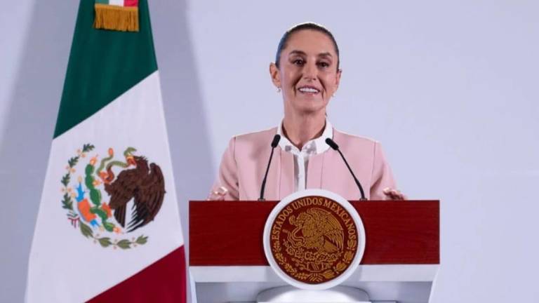 La Presidenta Claudia Sheinbaum señaló que su gobierno tiene la obligación principal de que el maíz blanco que se siembra en México no sea transgénico.