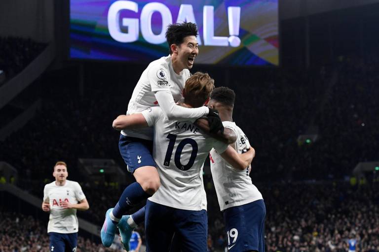 El Tottenham y Harry Kane apabullan al Everton