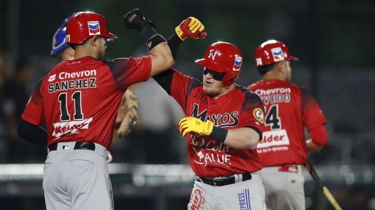 Mayos gana el primer juego.