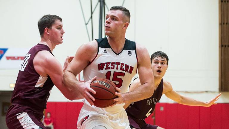 Vincent Boumann llega a reforzar a Venados Basketball.