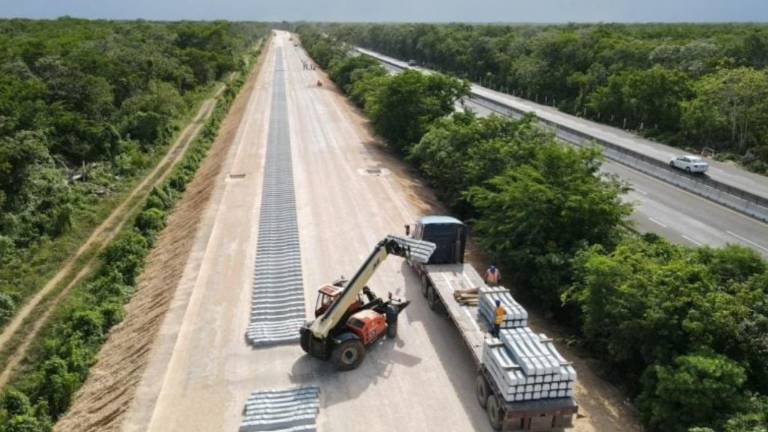 El Tren Maya es uno de los proyectos que serán beneficiados con los recursos obtenidos por el impuesto que se cobra a extranjeros por visitar México.