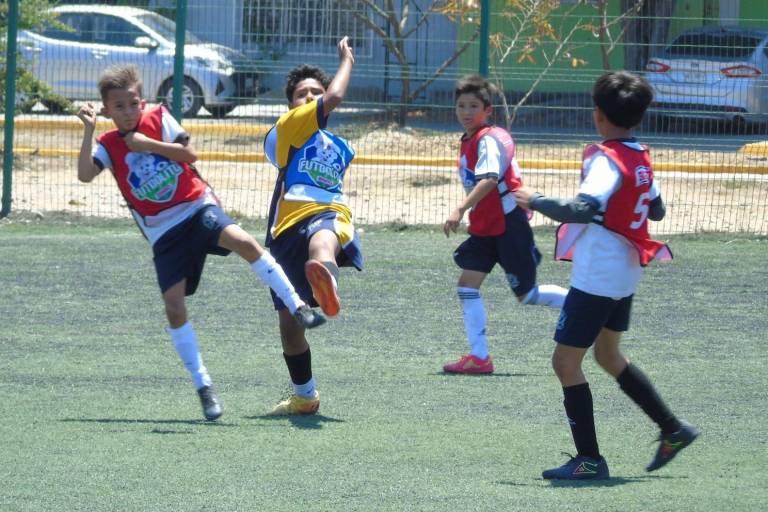 Se ponen en marcha las semifinales del Futbolito Bimbo en Mazatlán