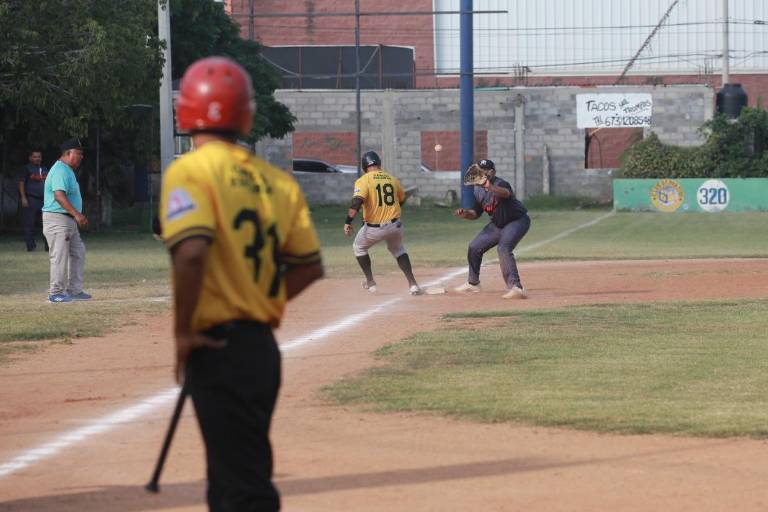Pollería Catalina y Esfuerzo Ciudadano reanudan final