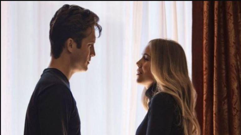 Diego Boneta y Camila Sodi, en Luis Miguel La Serie