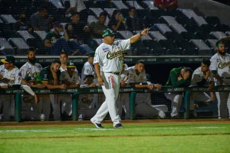 Suma Venados experiencia a su cuerpo técnico