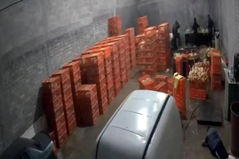 Liberan a cuatro vendedores de pollo en Estado de México